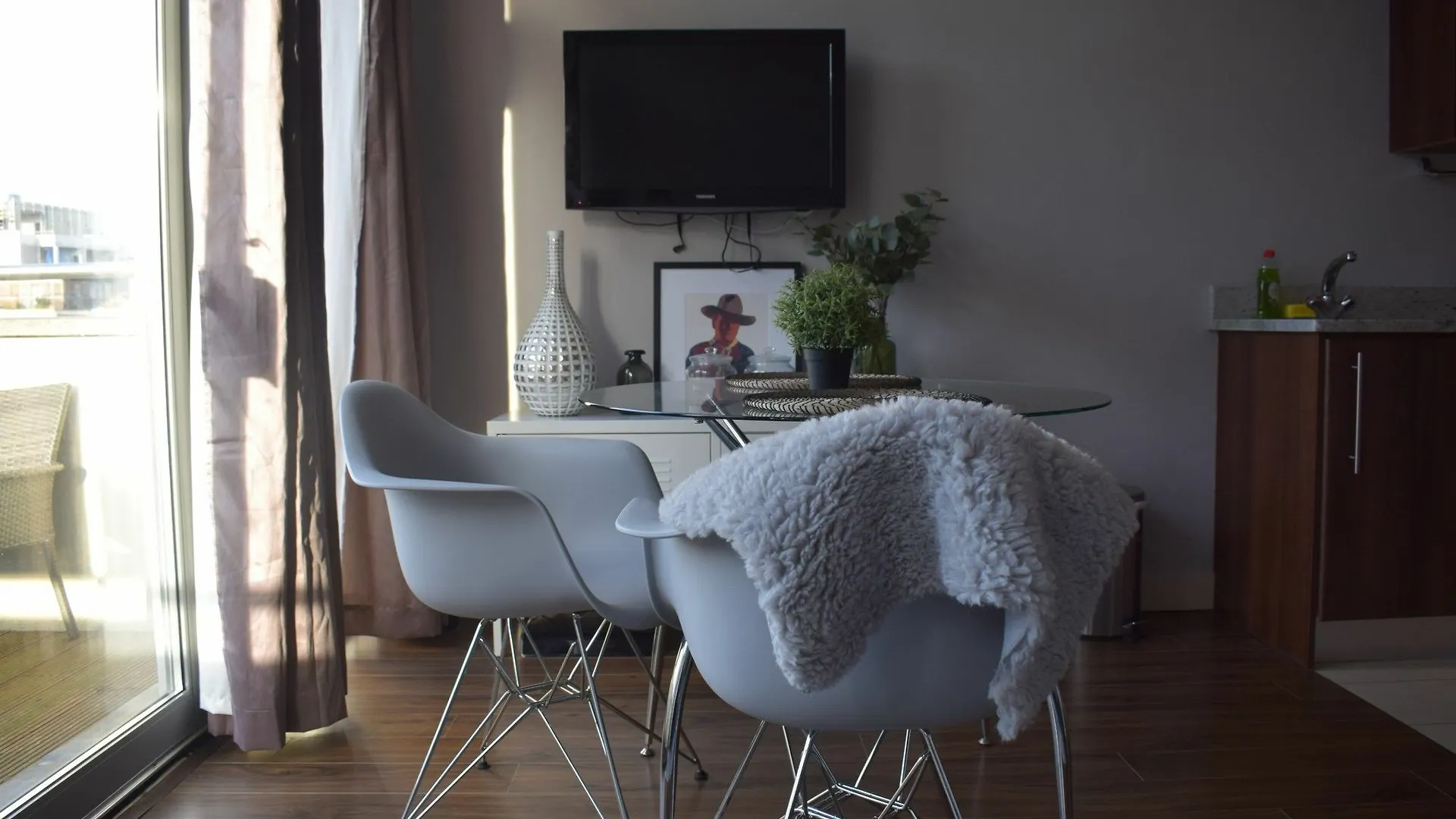 1 Bedroom Apartment With Balcony In 더블린 아일랜드